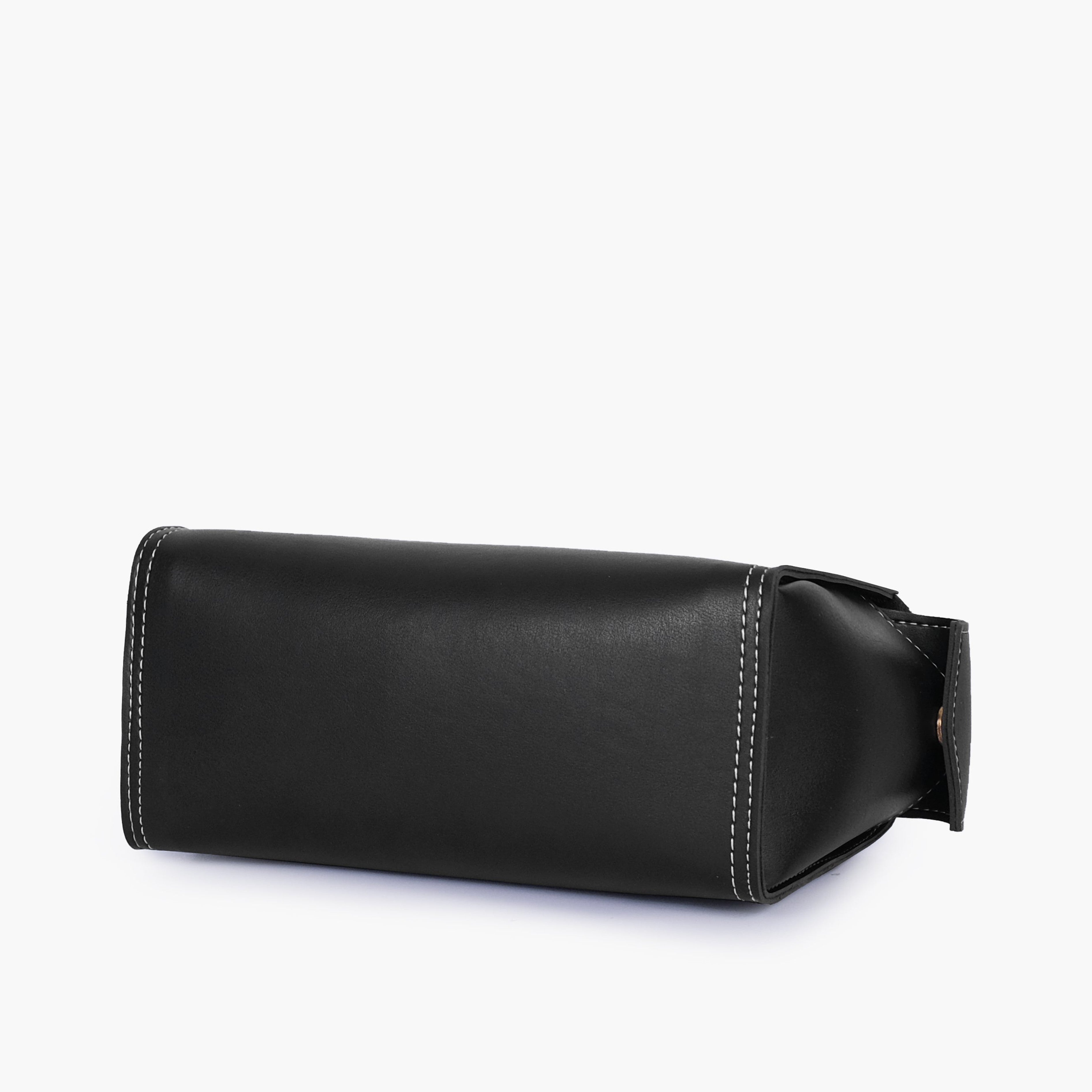 Black bowling bag with top-handle