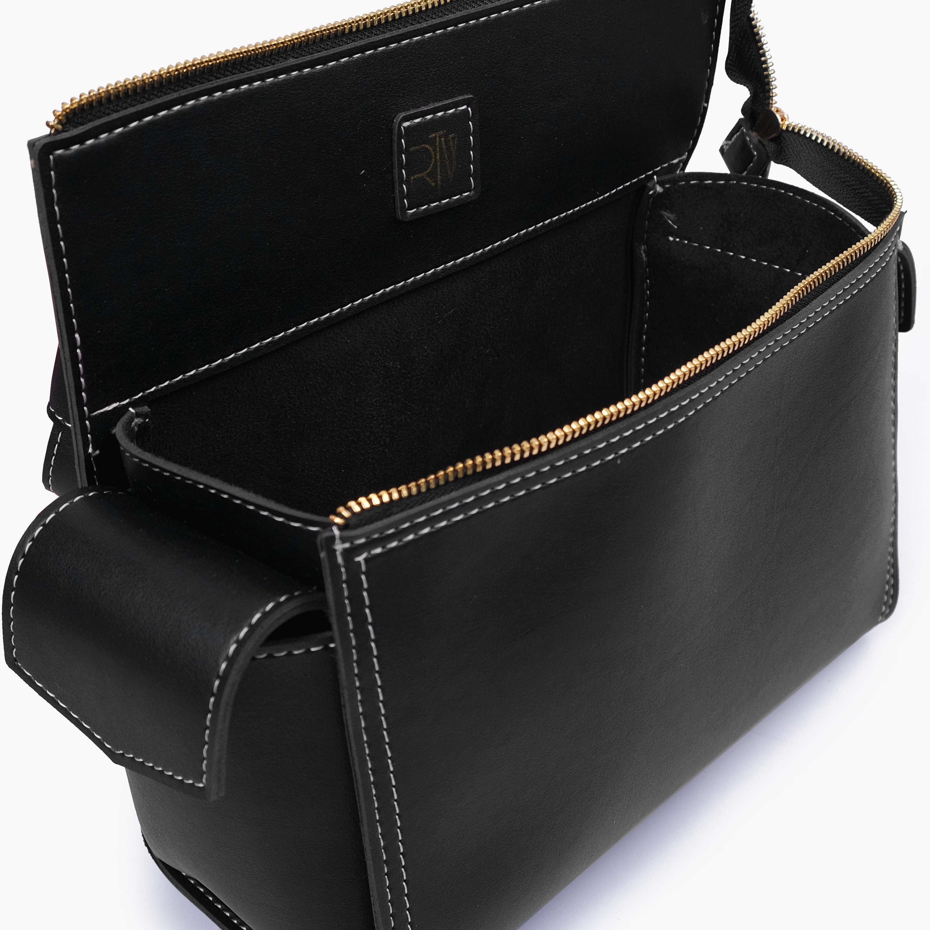 Black bowling bag with top-handle