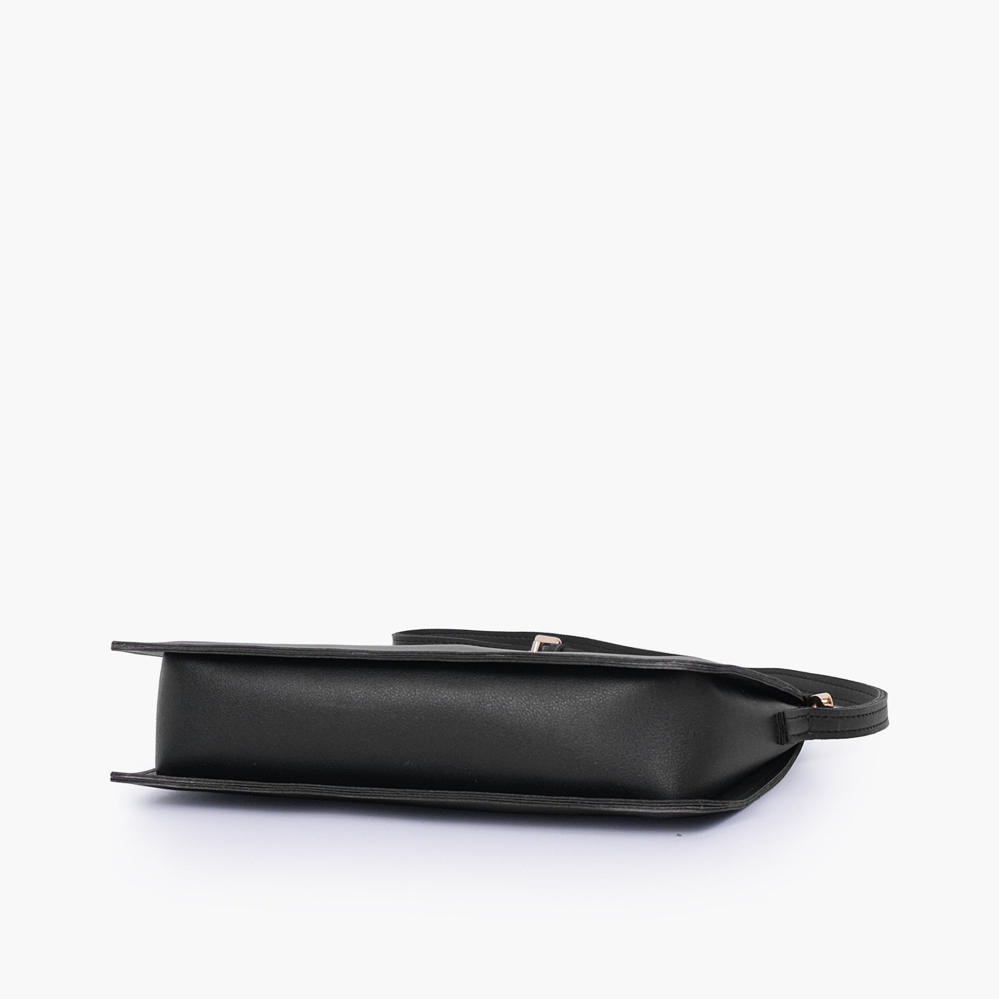 Black flat purse