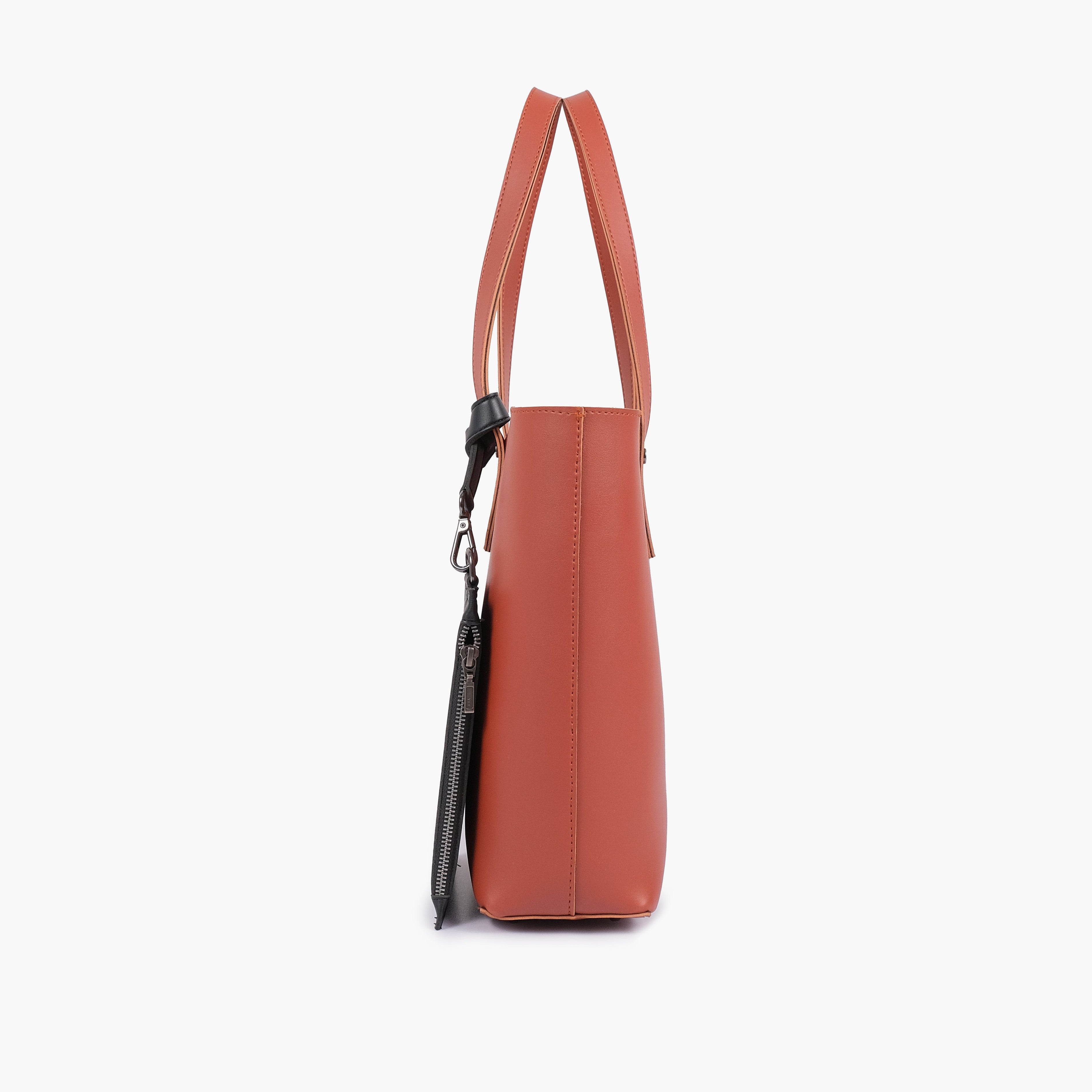 Rust tote bag with detachable pouch