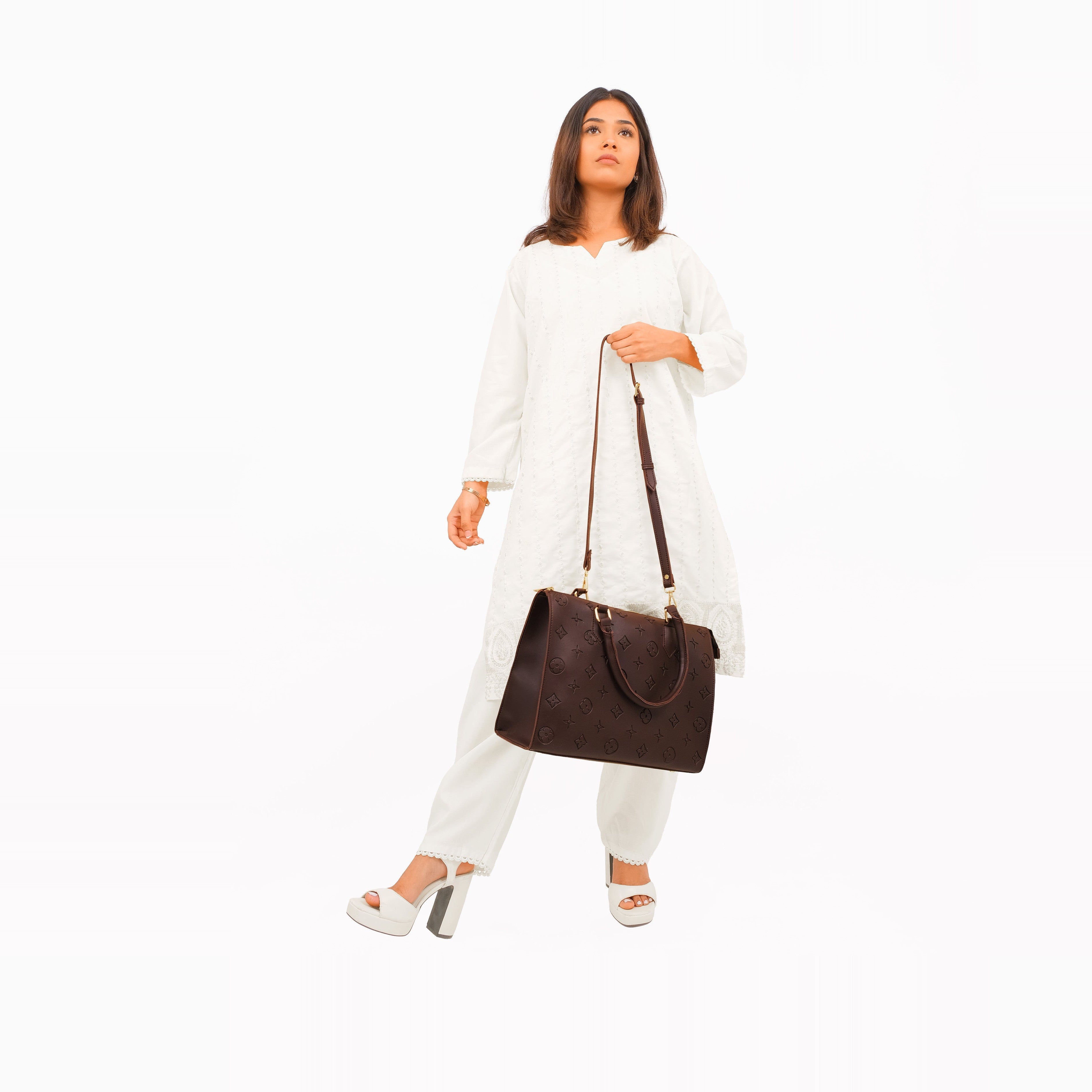Dark brown on-the-go handbag