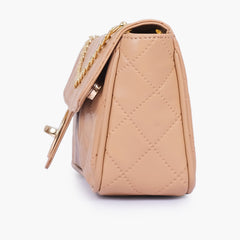 Beige quilted small shoulder bag with chain