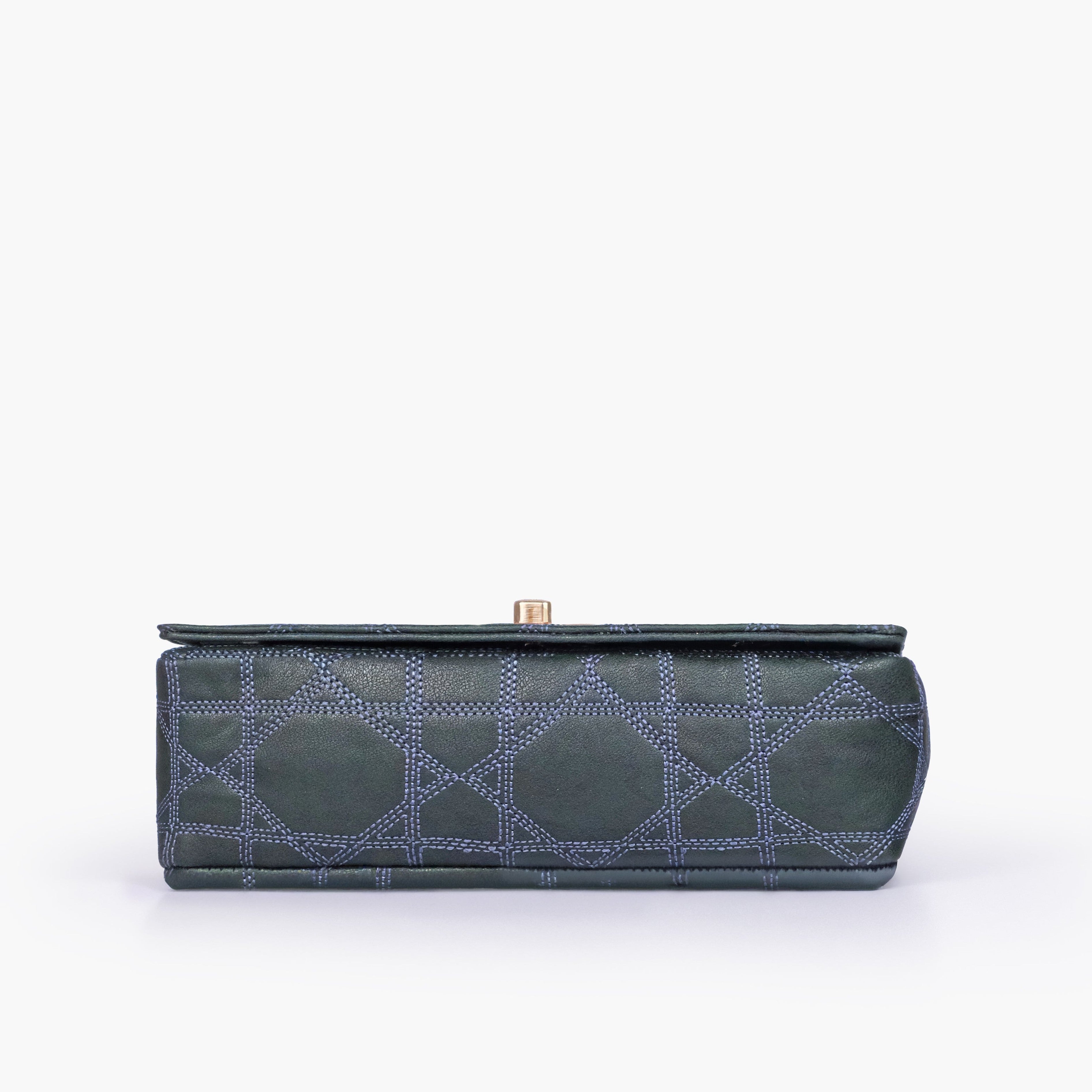Navy blue quilted chain purse