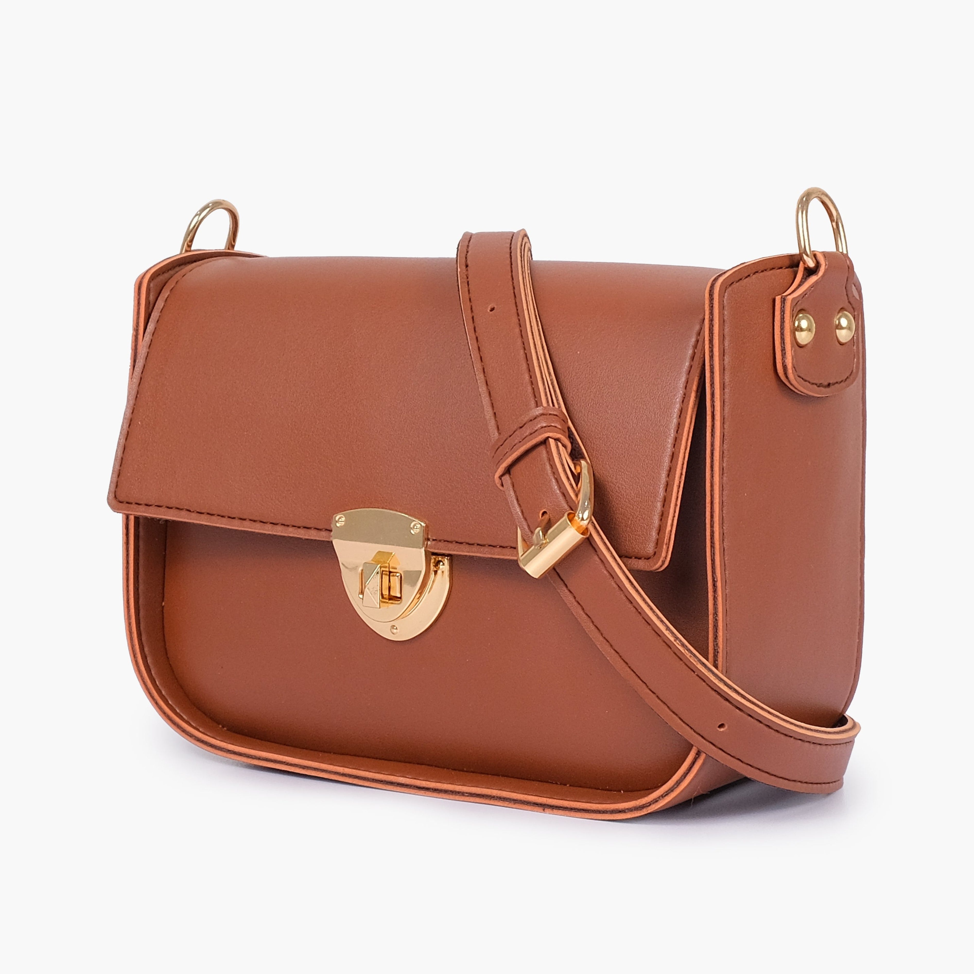 Brown saddle bag with twist lock