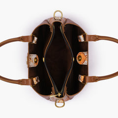 Horse brown the daily tote bag