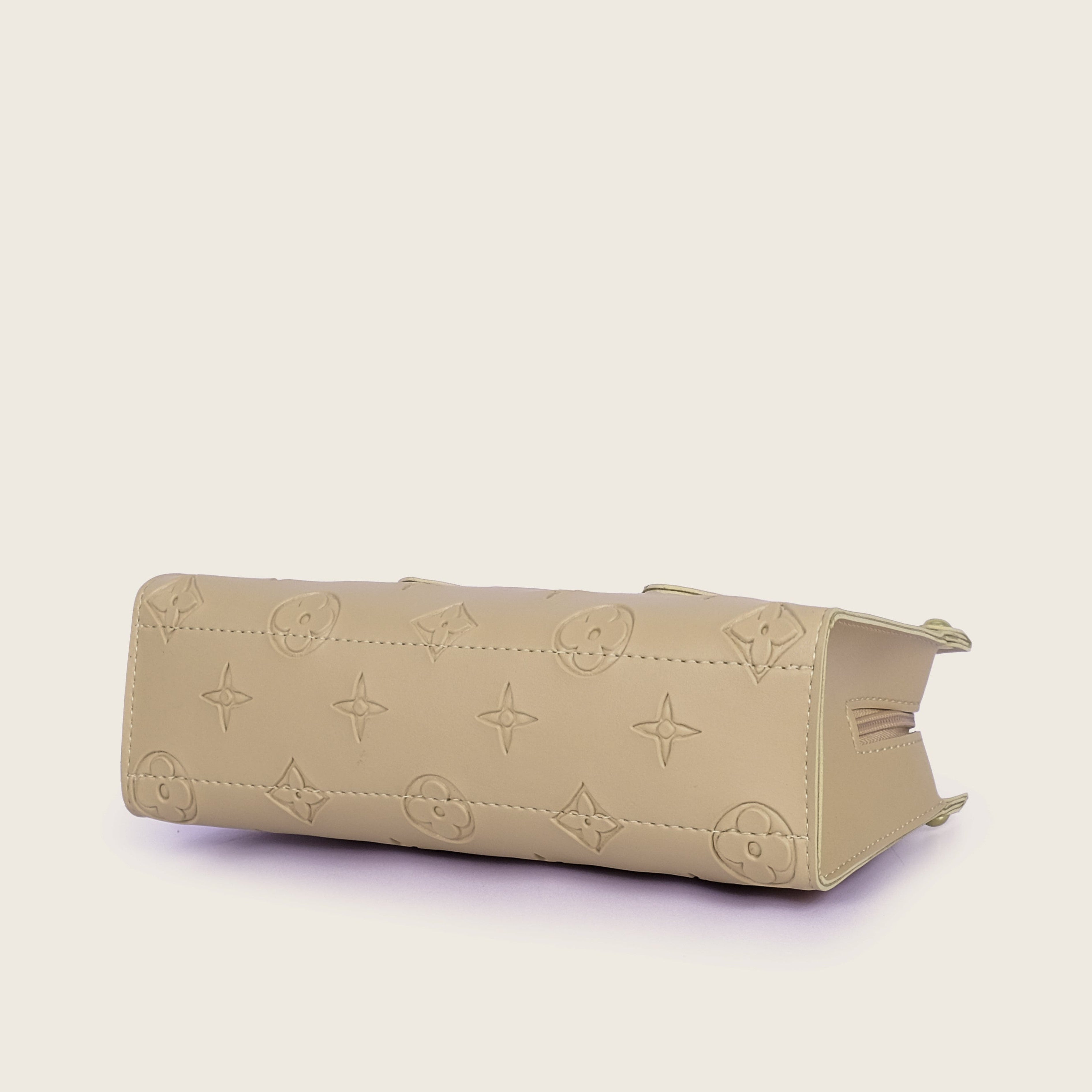 Off-white on-the-go mini bag