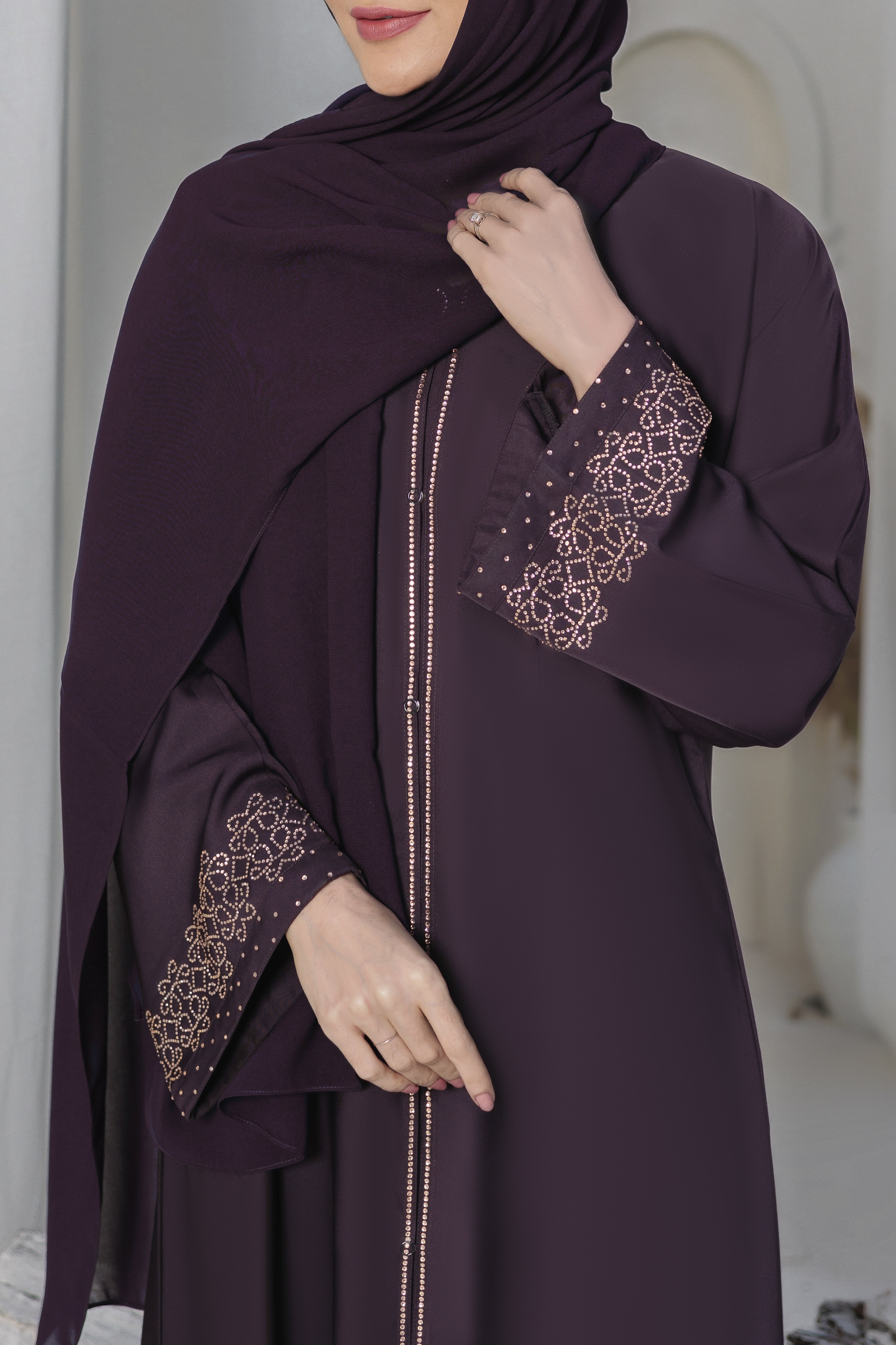 Nisa Abaya