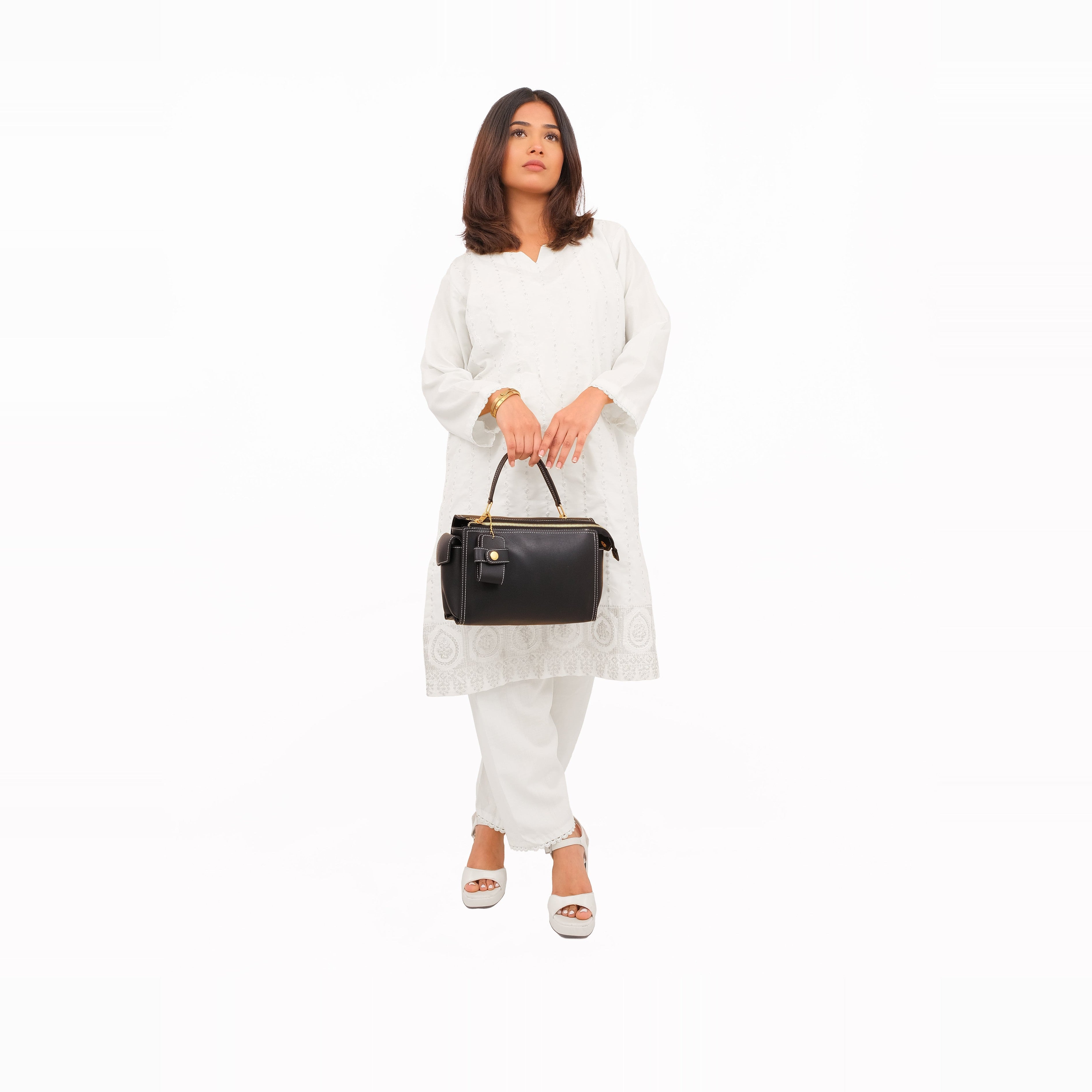Black bowling bag with top-handle