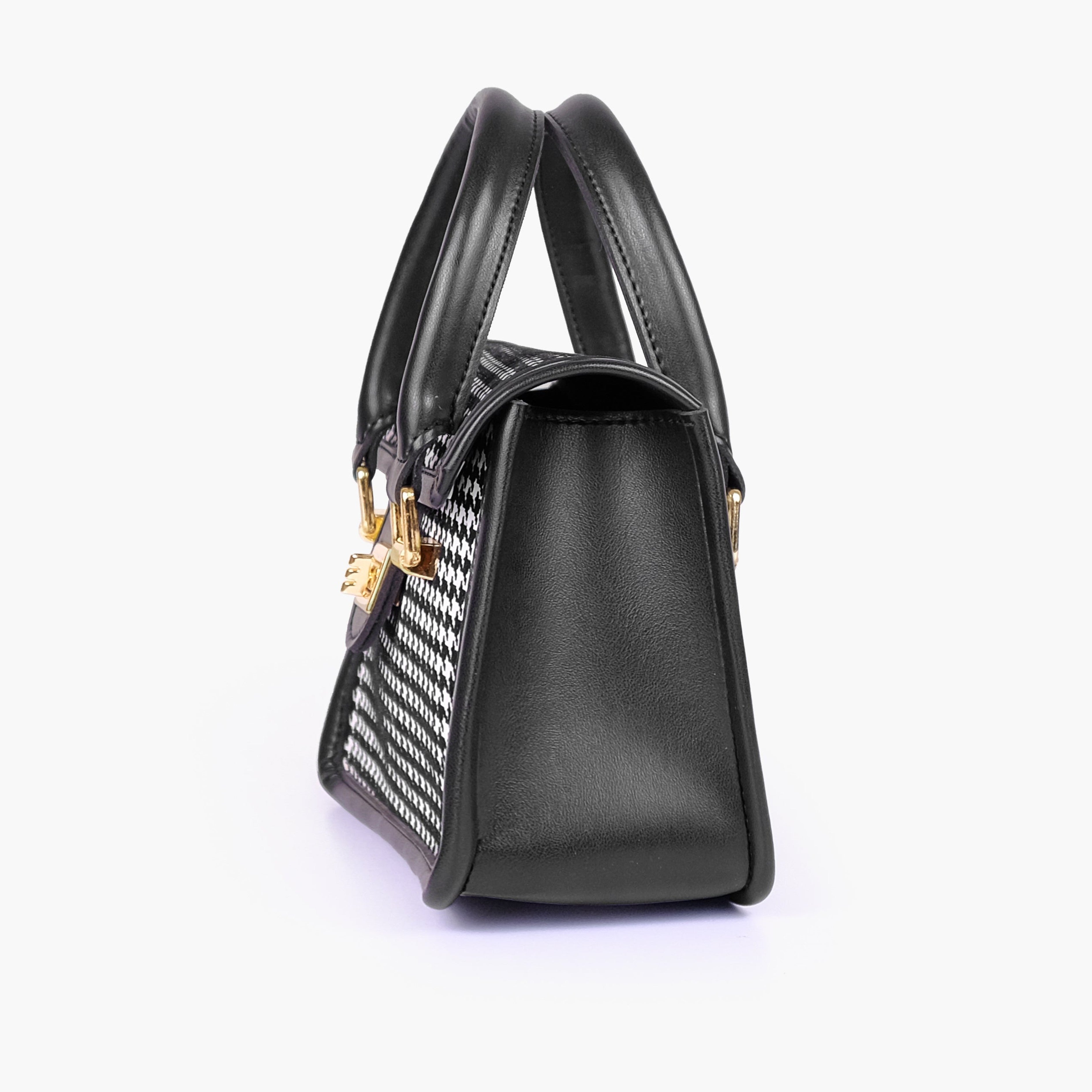Black and white houndstooth cross-body with flap
