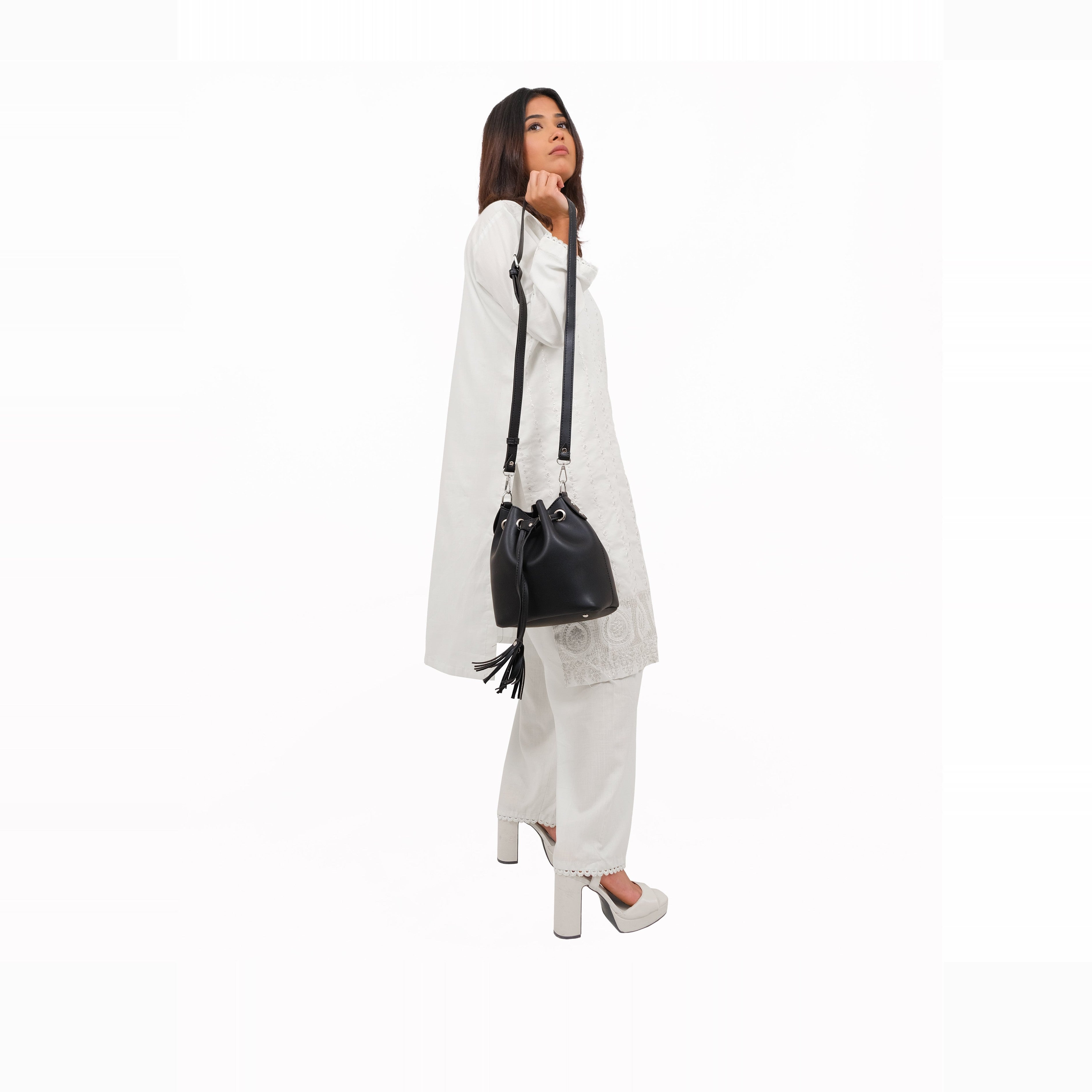 Black bucket bag