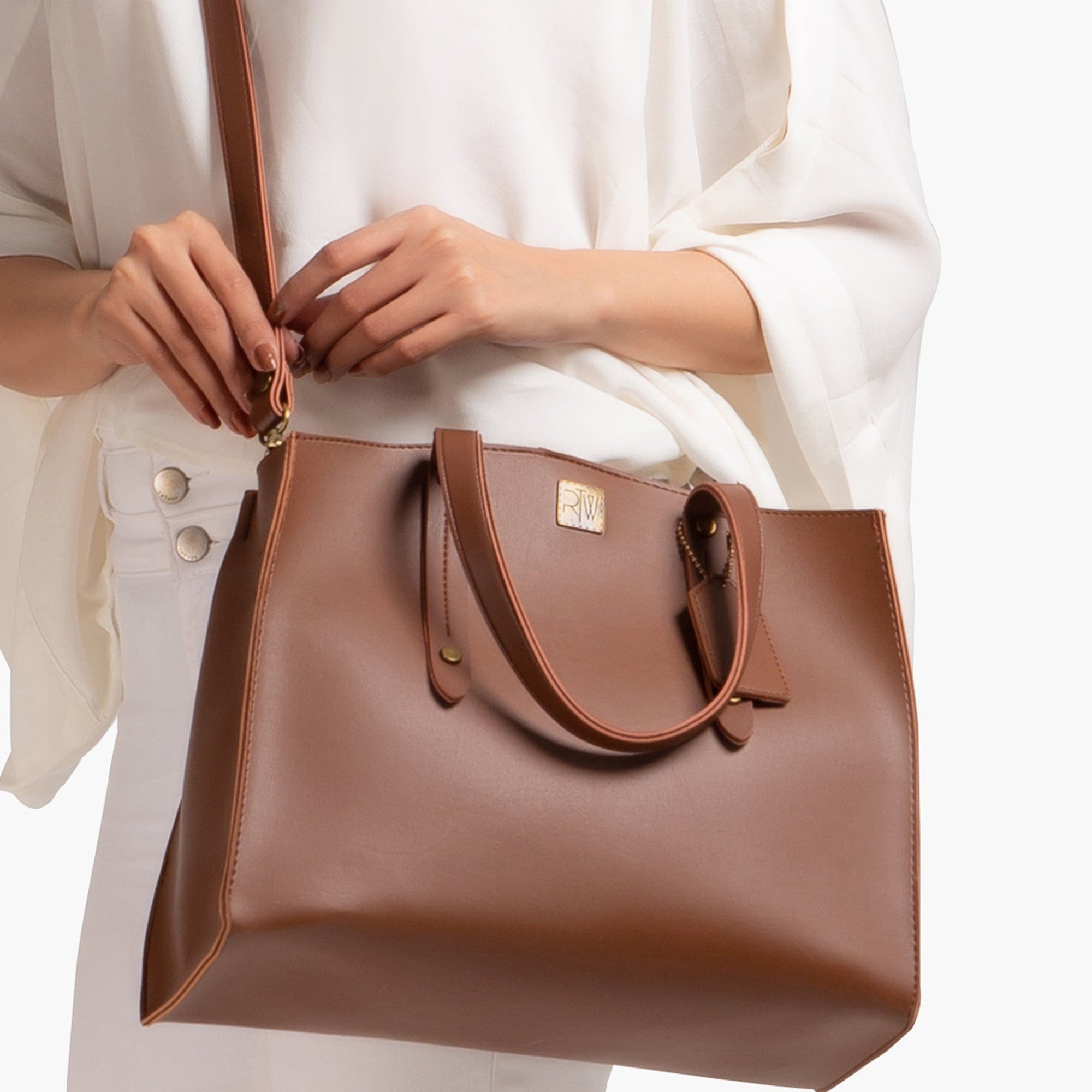 Brown multi compartment satchel bag