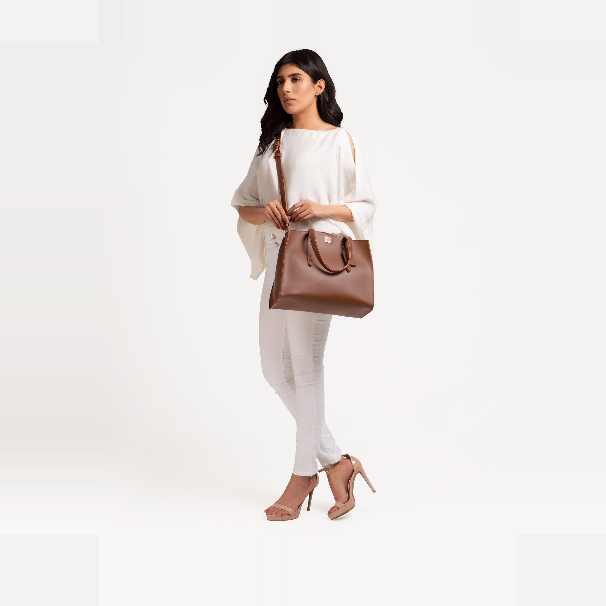 Brown multi compartment satchel bag
