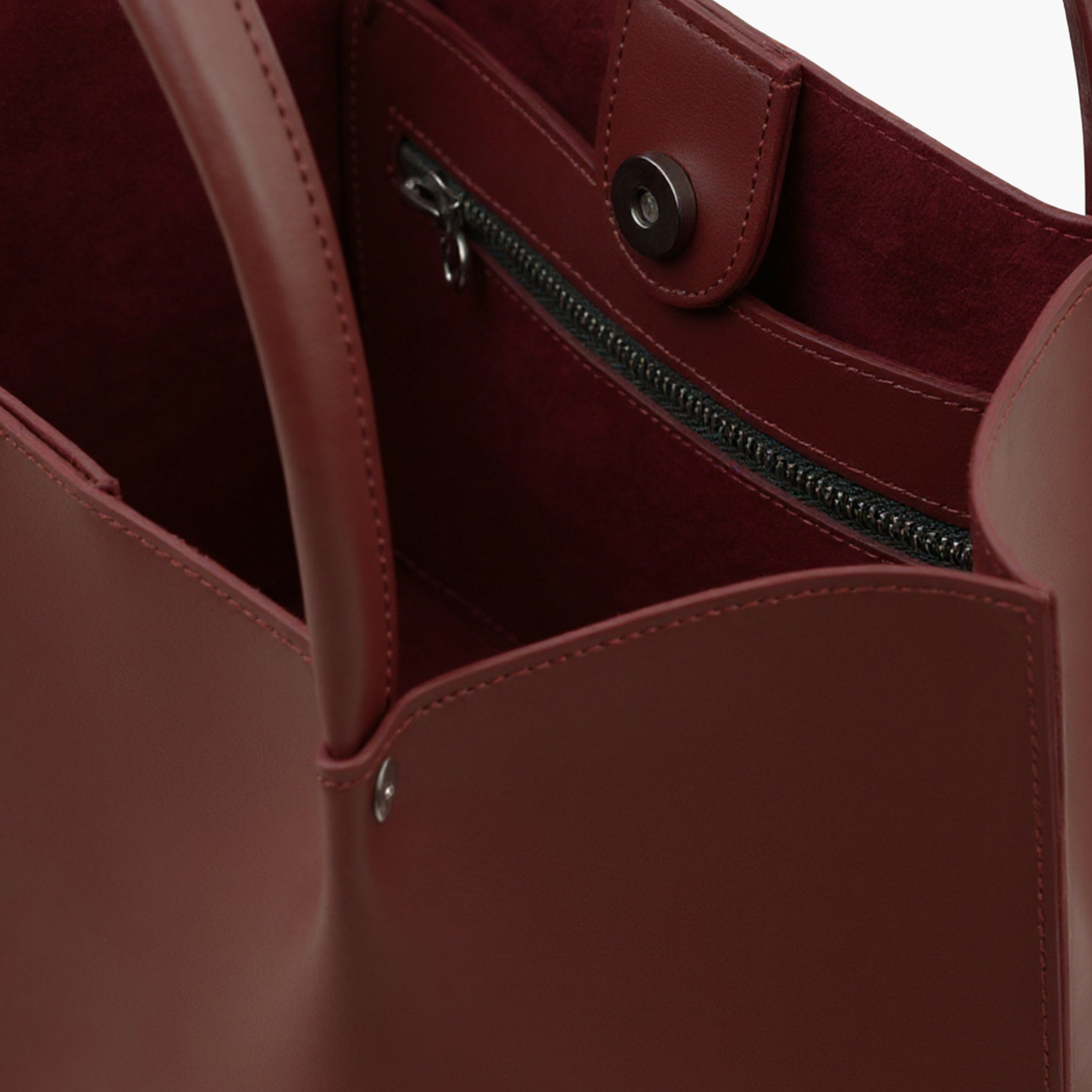 Burgundy tote bag