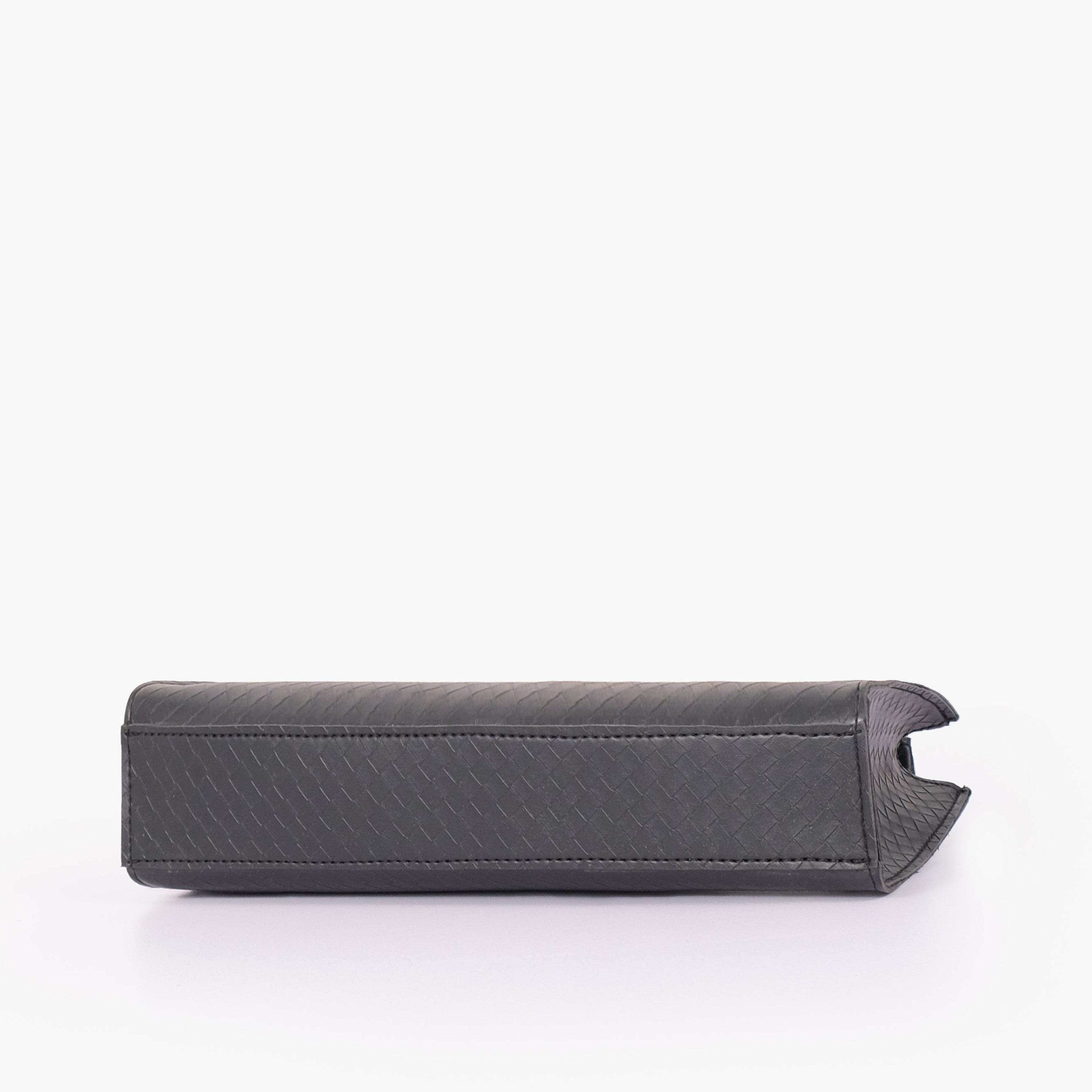 Black weaved elongated chain handle purse