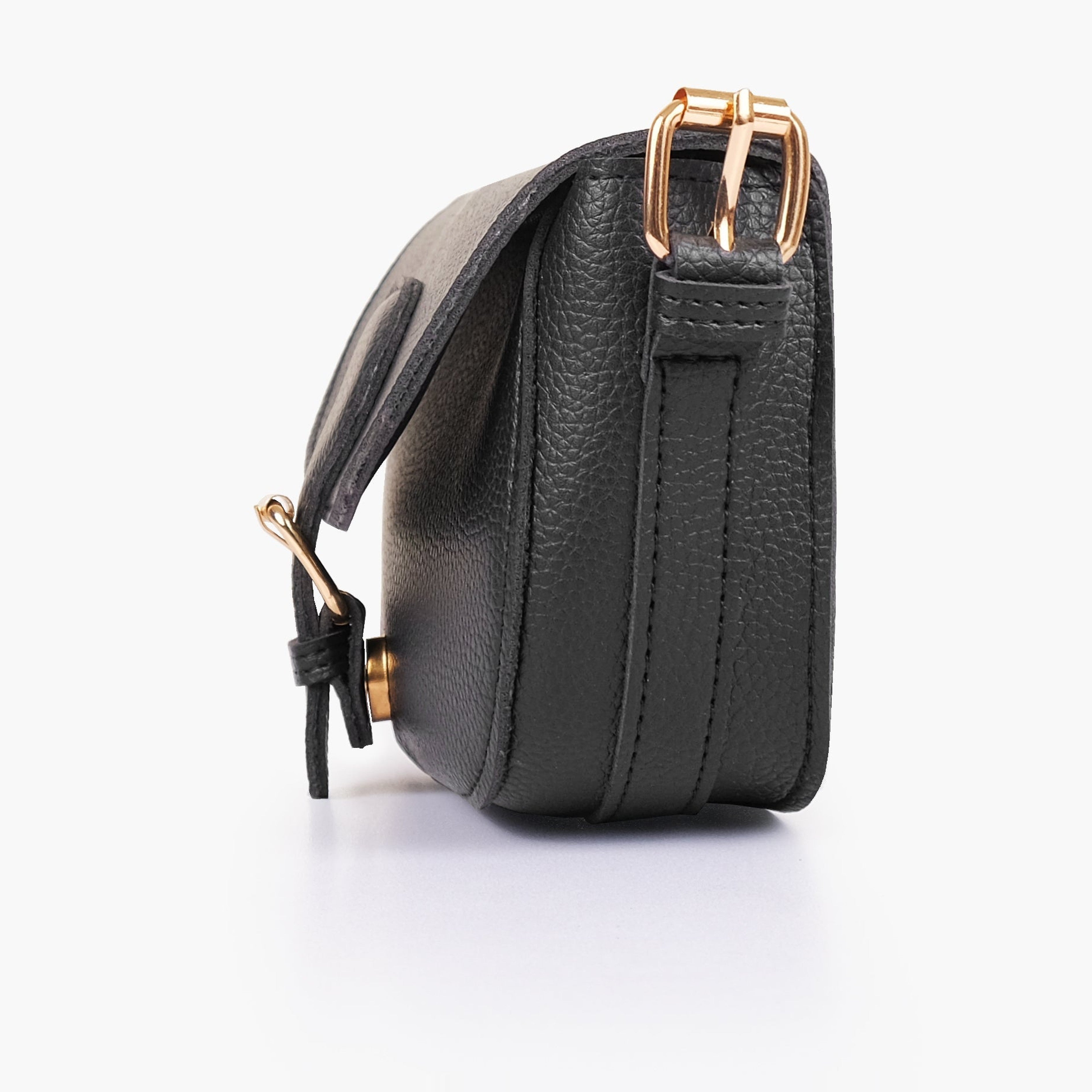 Black east-west shoulder bag