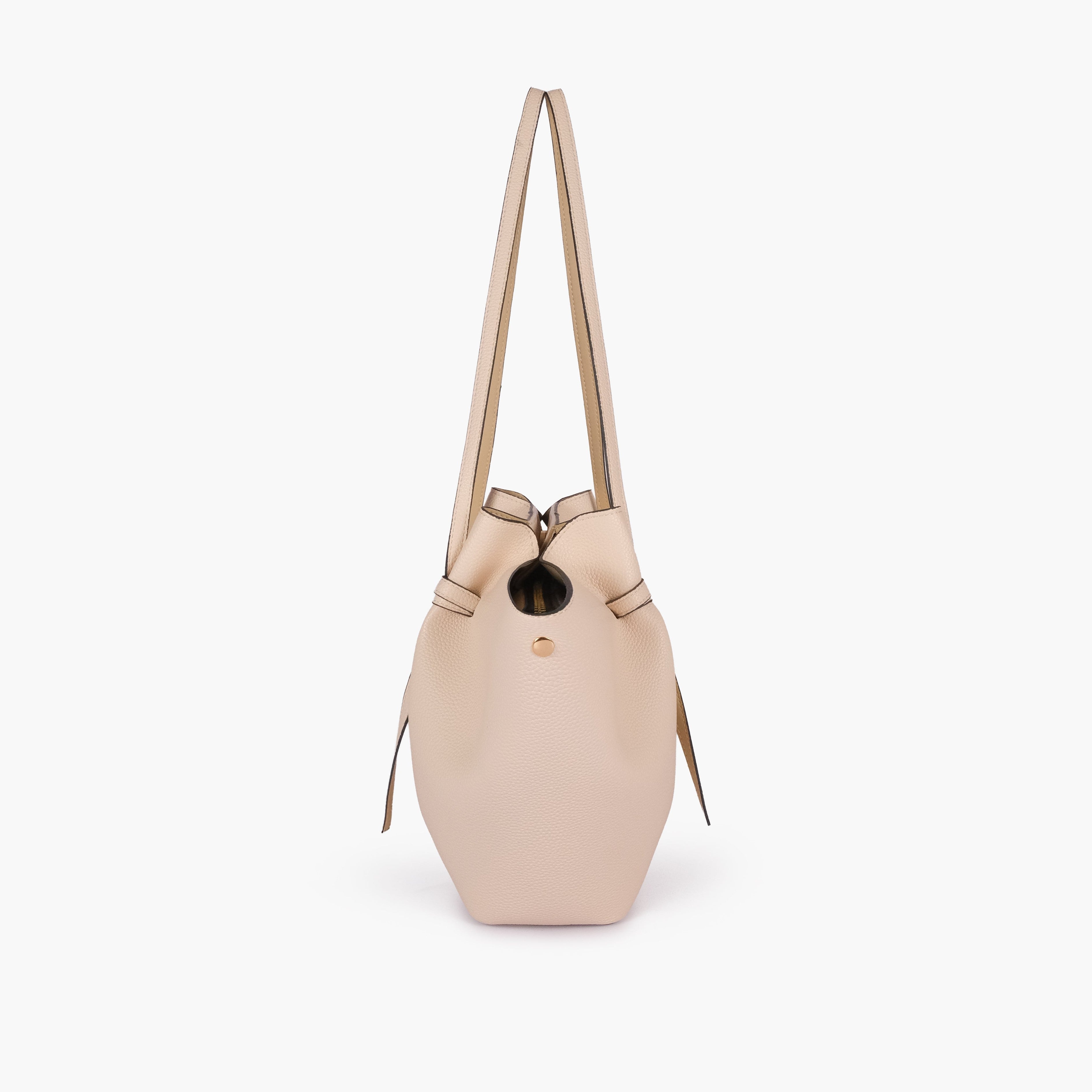 Off-white everyday wing tote