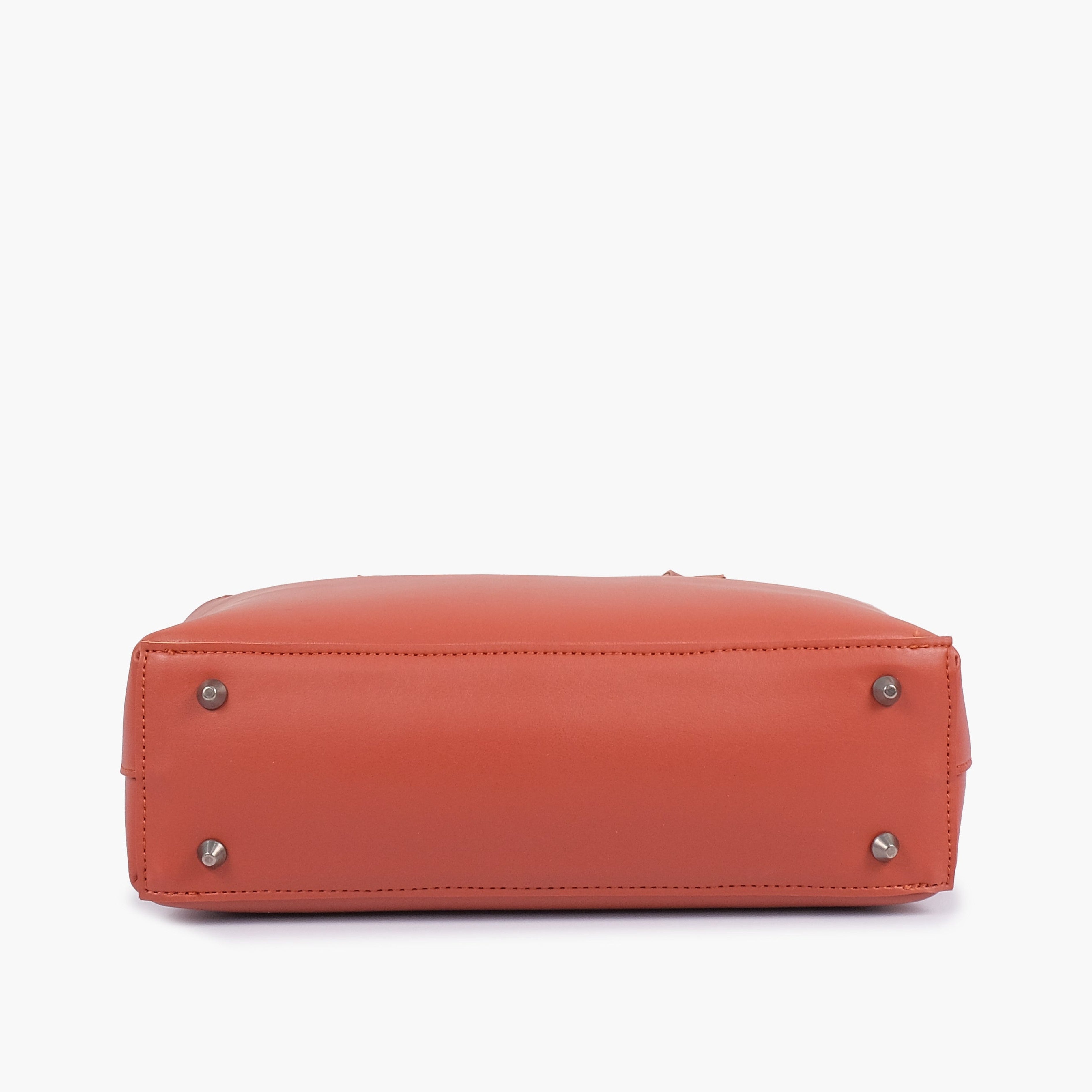 Rust tote bag with detachable pouch