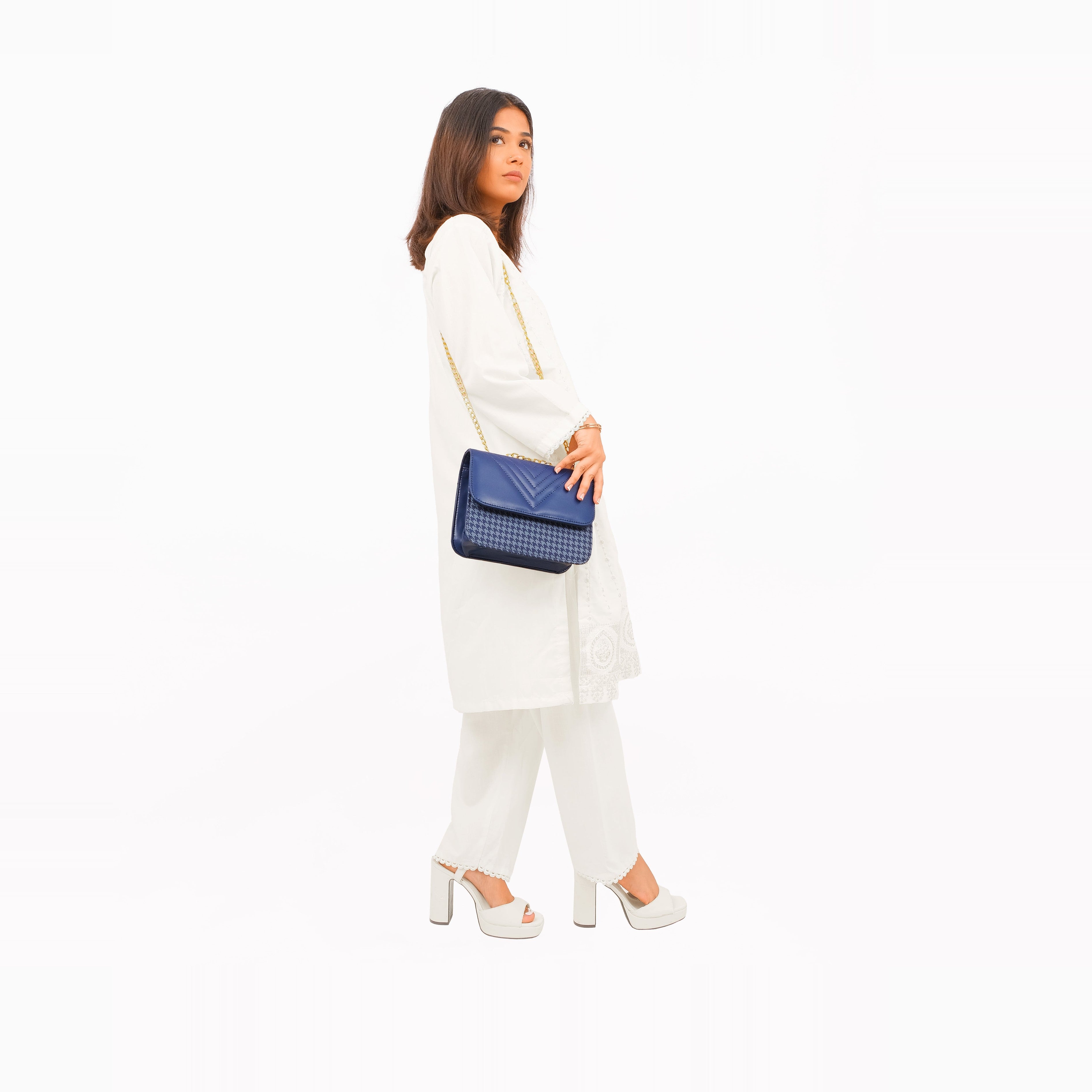 Blue houndstooth chain cross-body bag