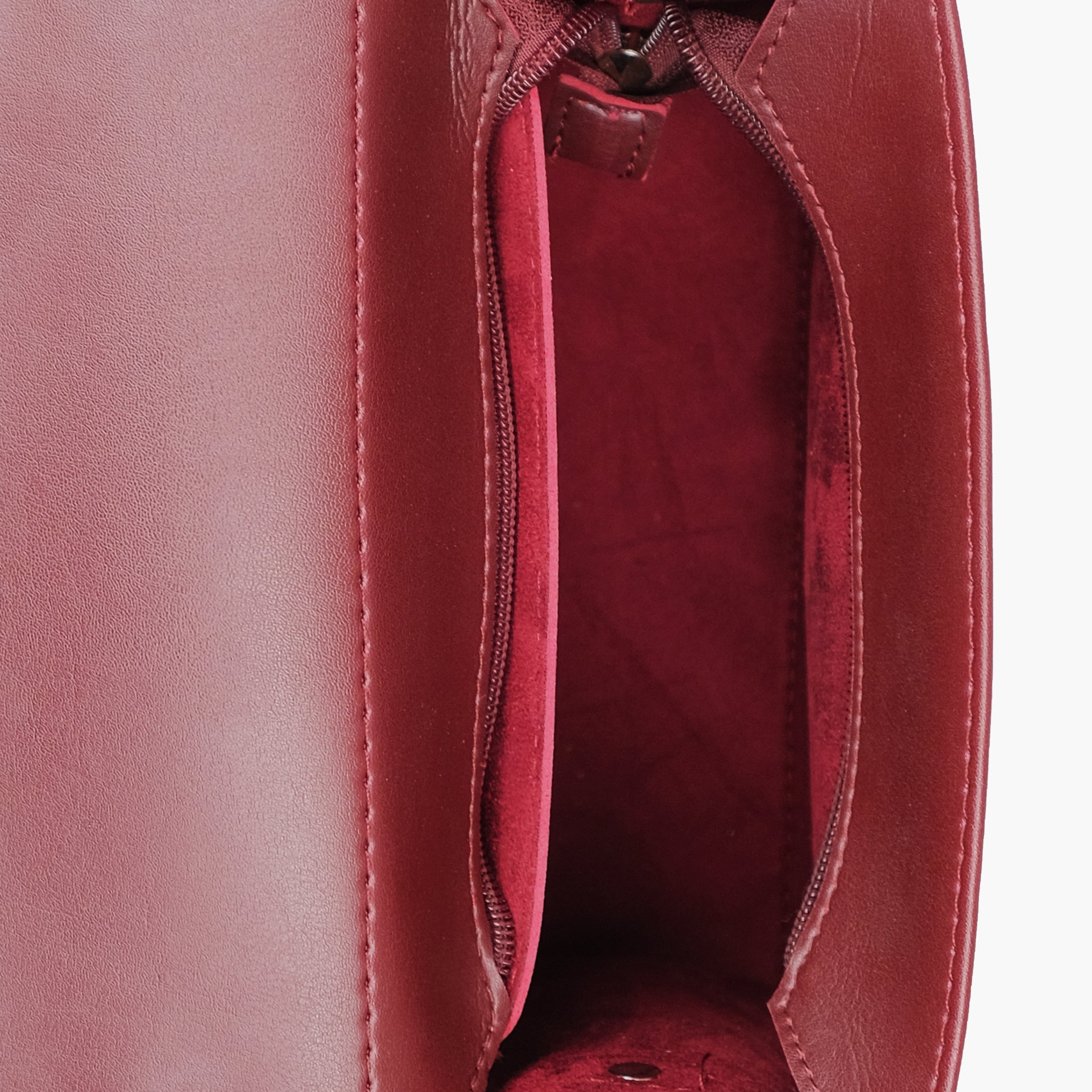Burgundy push-lock messenger bag