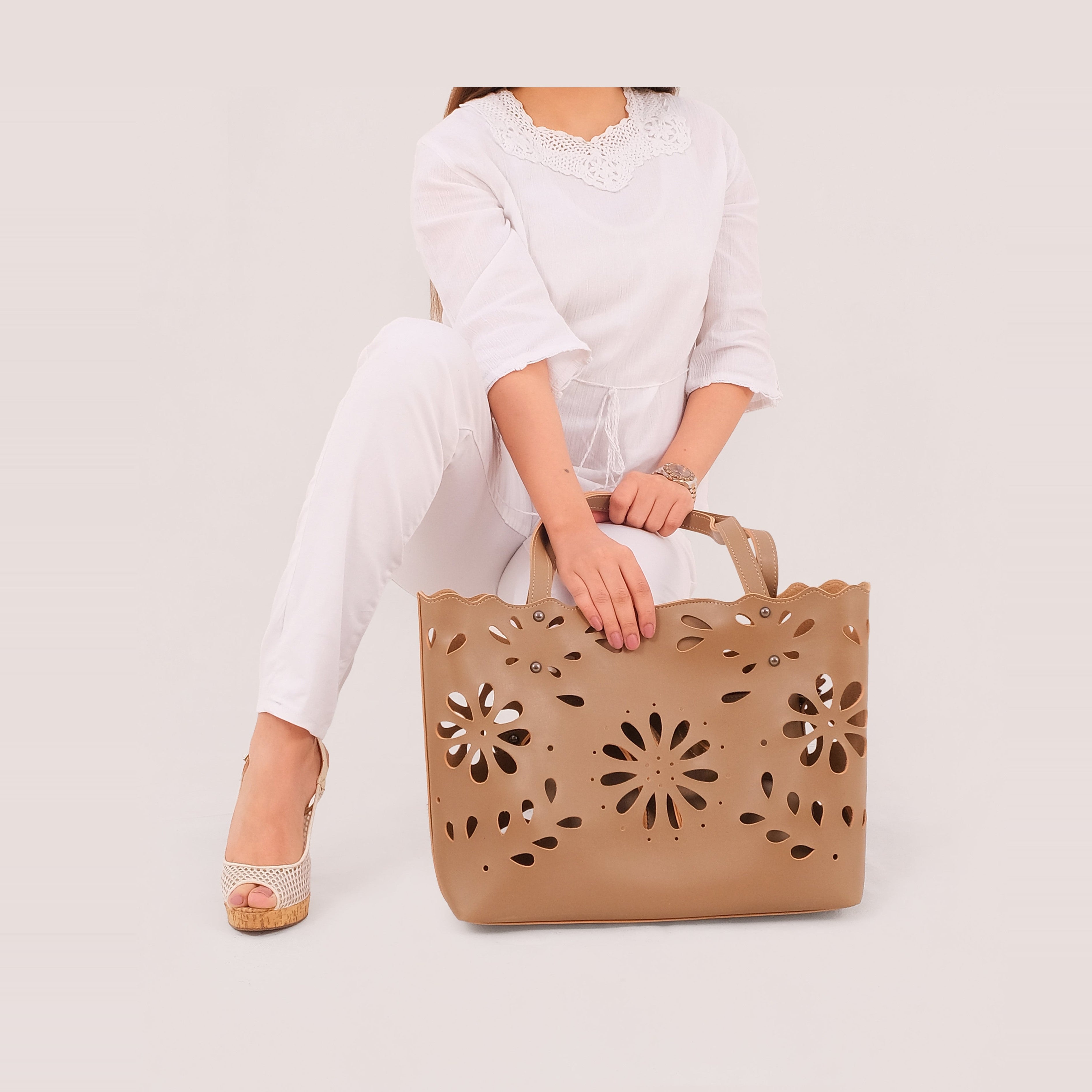 Coffee two-piece floral tote