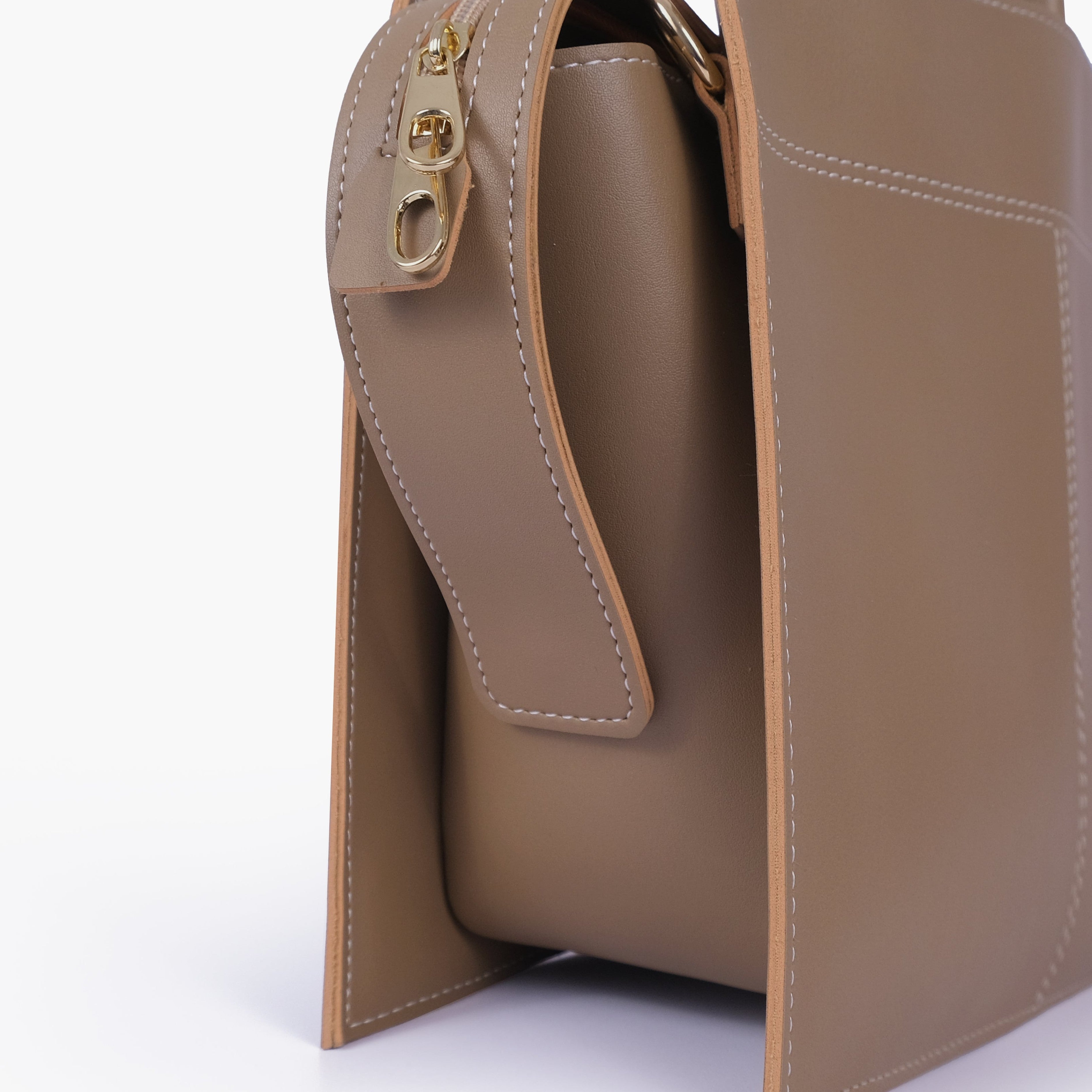 Coffee trapeze top-handle bag