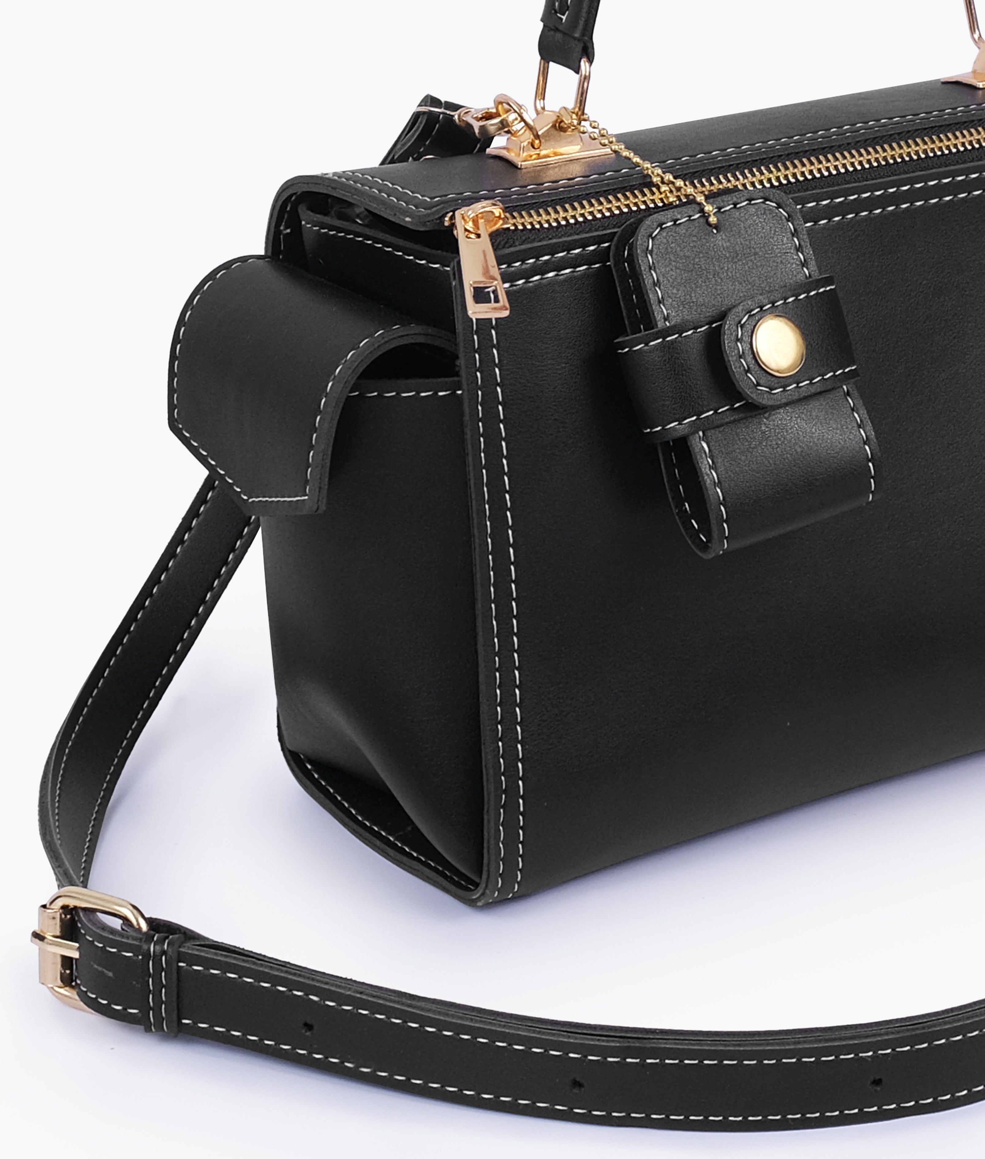 Black bowling bag with top-handle