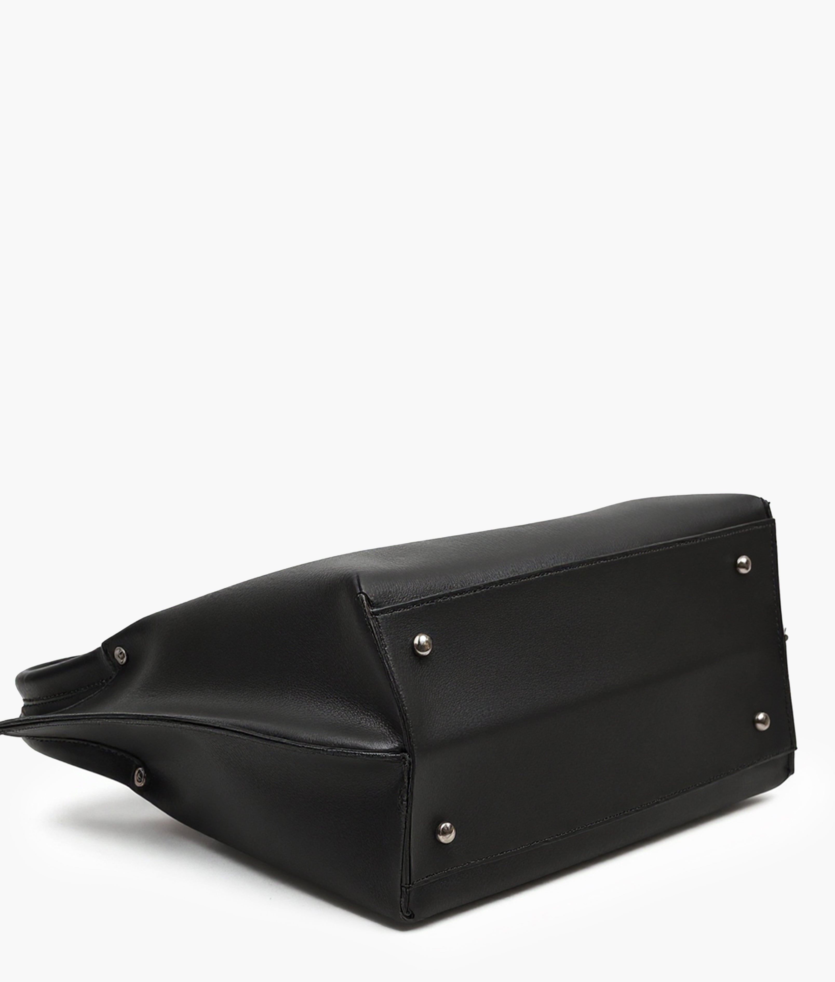 Black tote bag