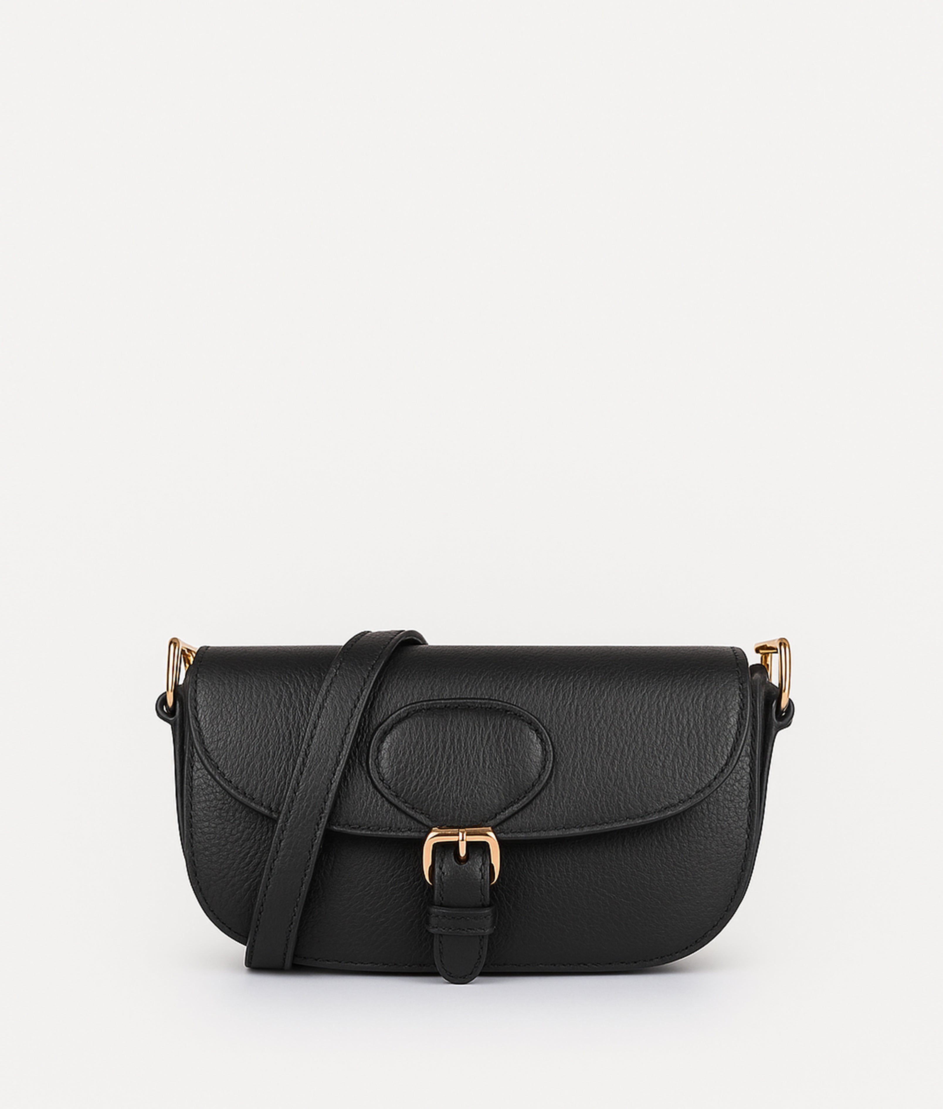 download_6be4d1c1-852e-4841-8c5a-c0595863902d_0006_black-east-west-shoulder-bag(1).jpg