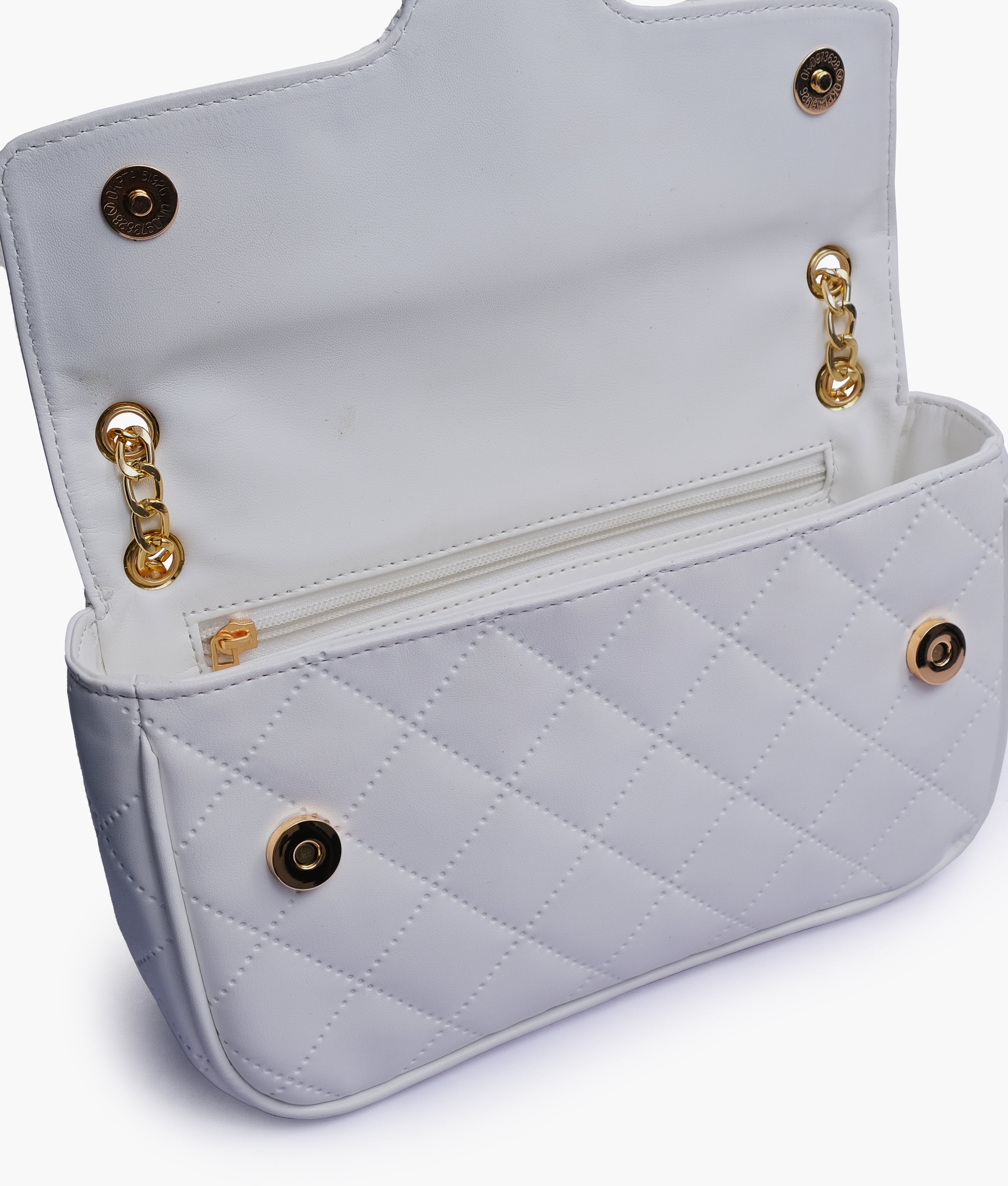 White quilted small shoulder bag with chain