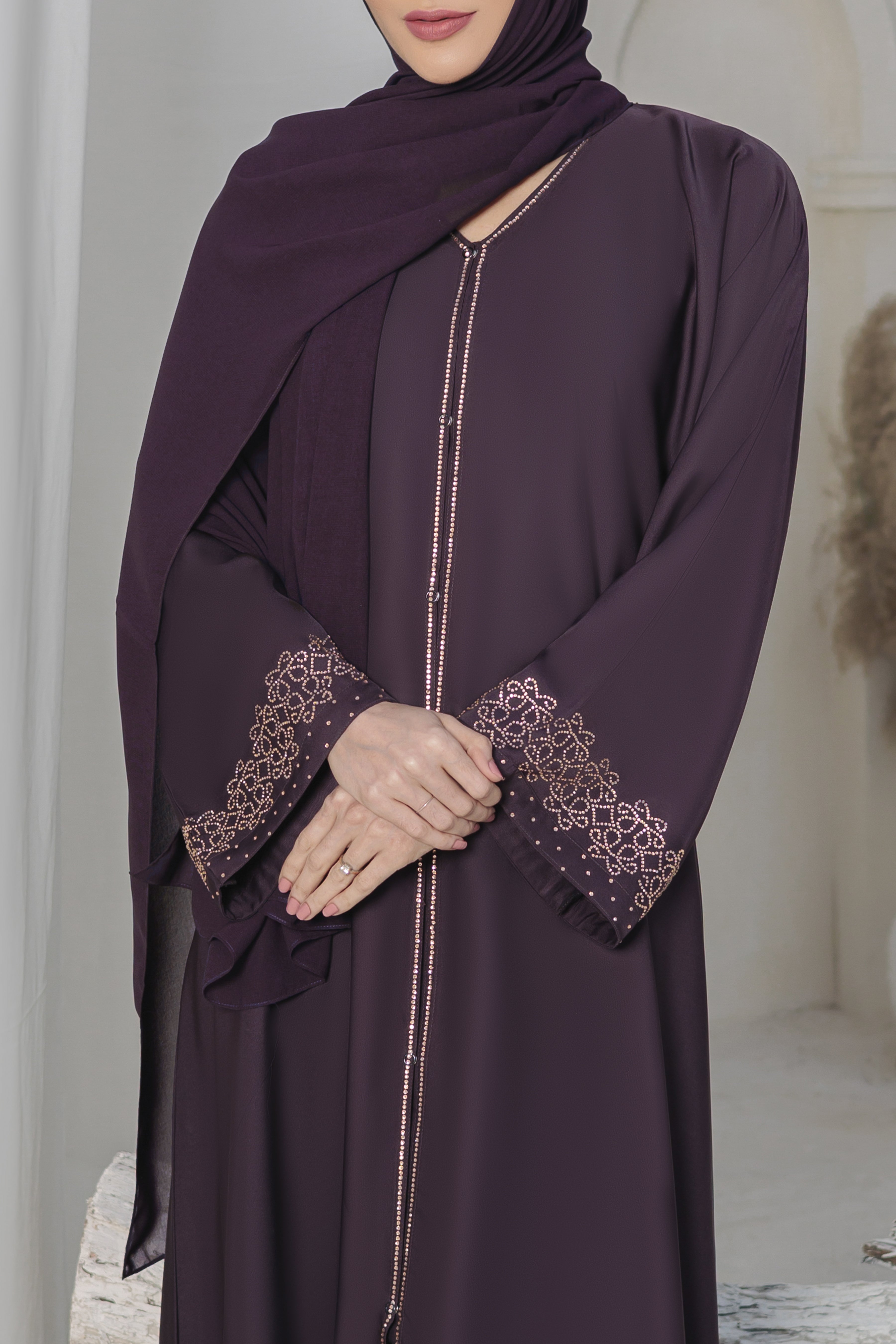 Nisa Abaya