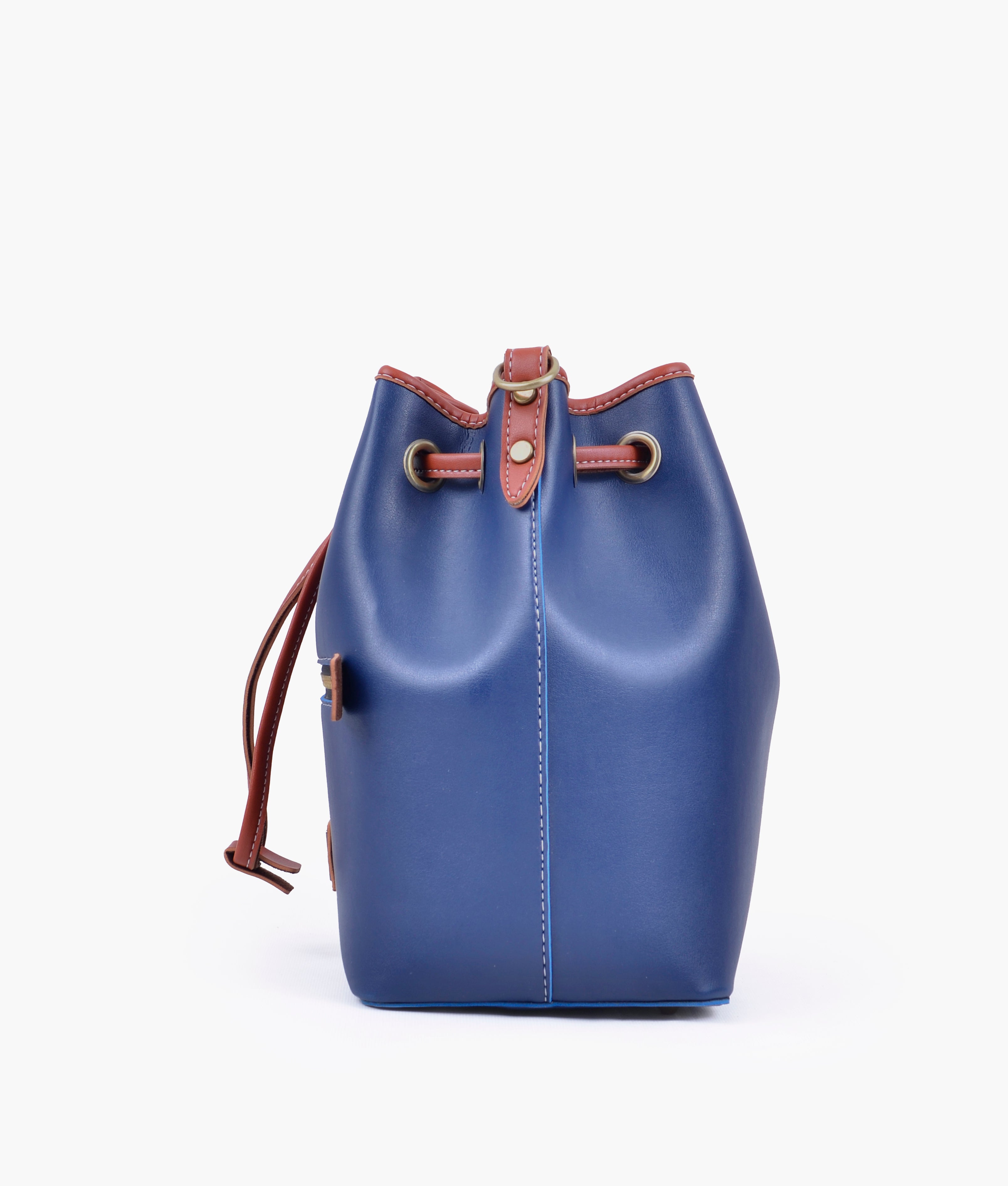 Blue and rust bucket bag with zipper pocket