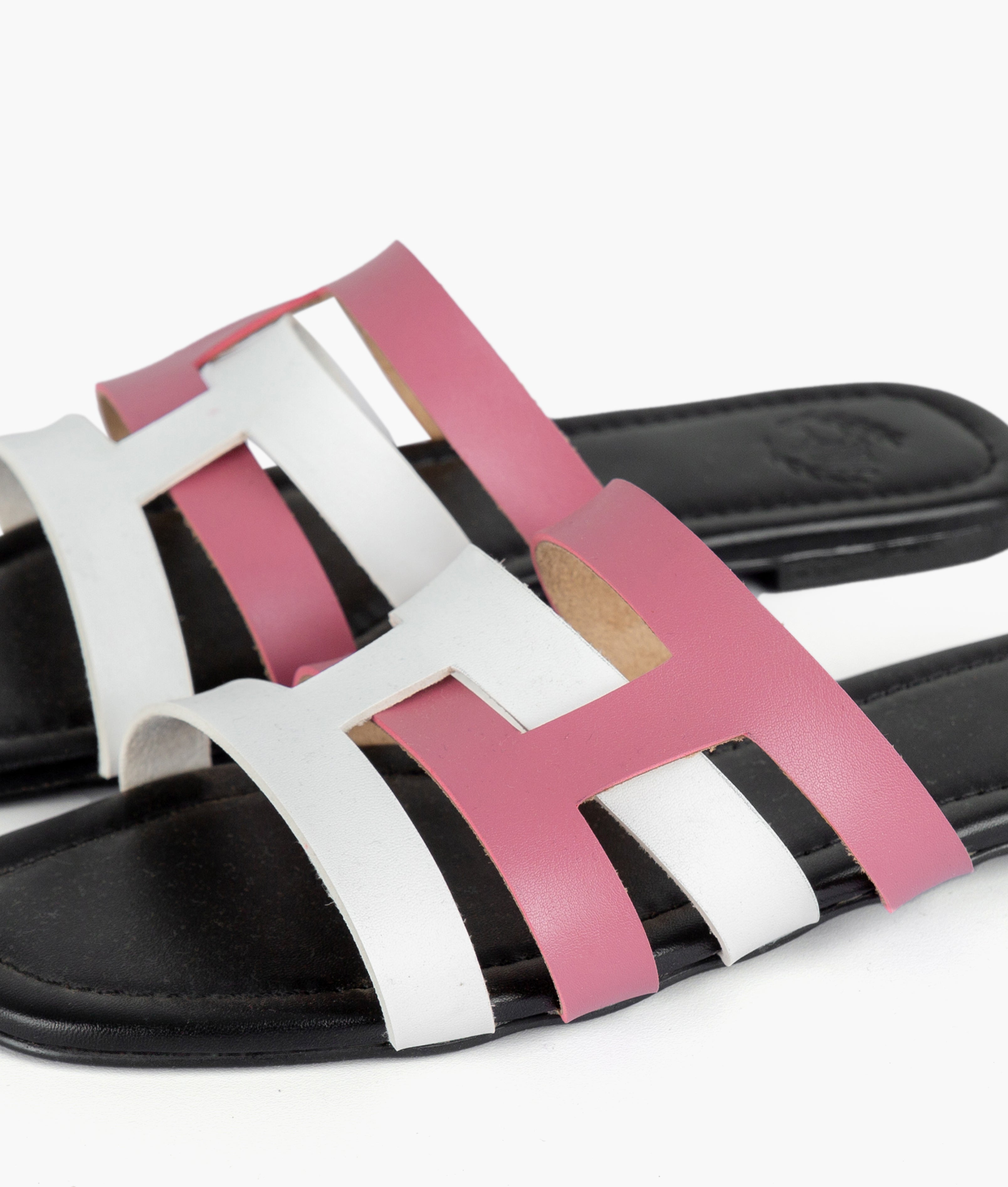 Pink and white color-blocking flats